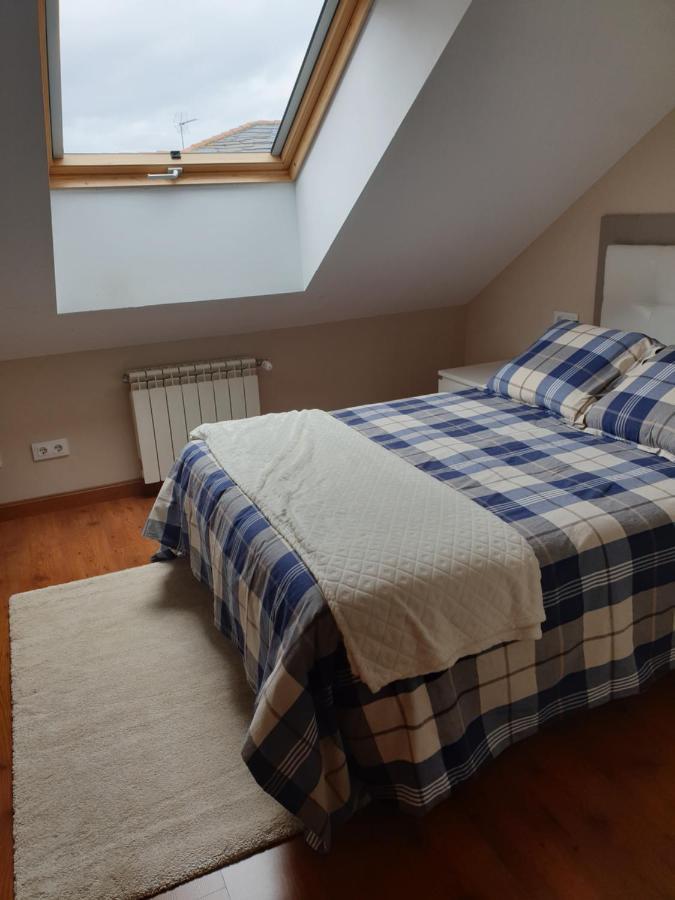 Apartamento Atico Cine Colon Ribadeo Exterior foto