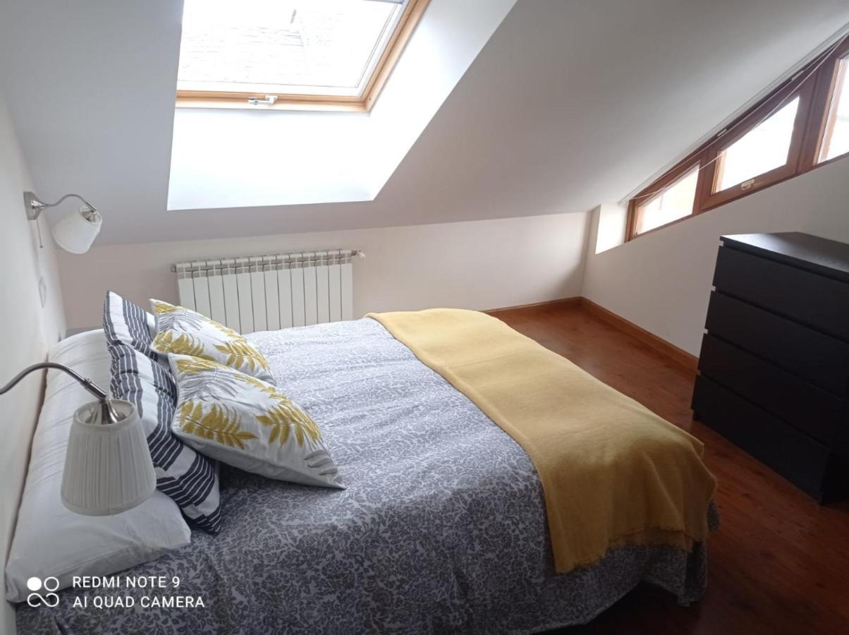 Apartamento Atico Cine Colon Ribadeo Exterior foto