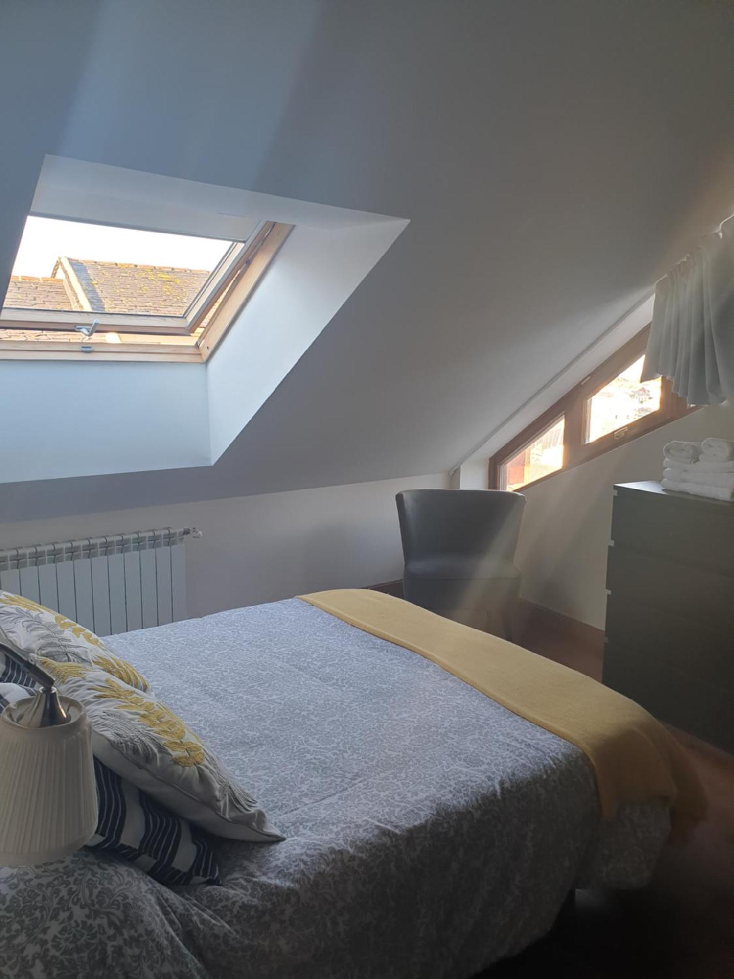 Apartamento Atico Cine Colon Ribadeo Habitación foto